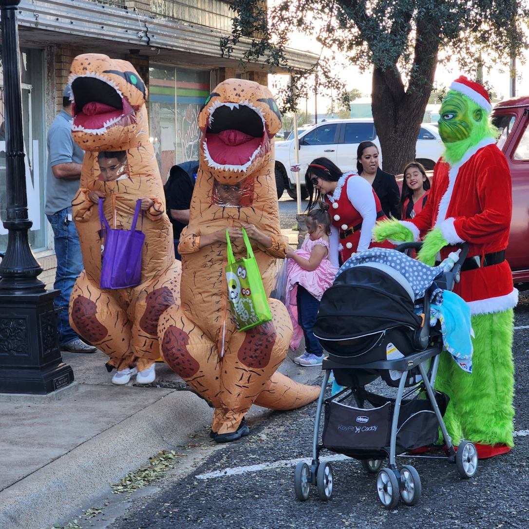 City Of Kermit-Kcoc Spook Parade 2022